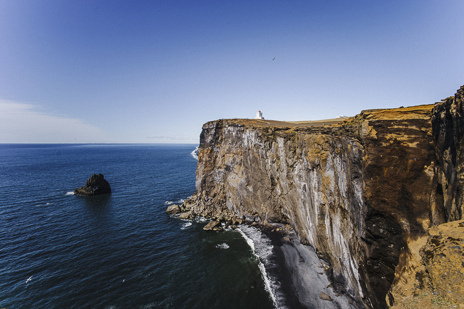 Iceland wedding photographer