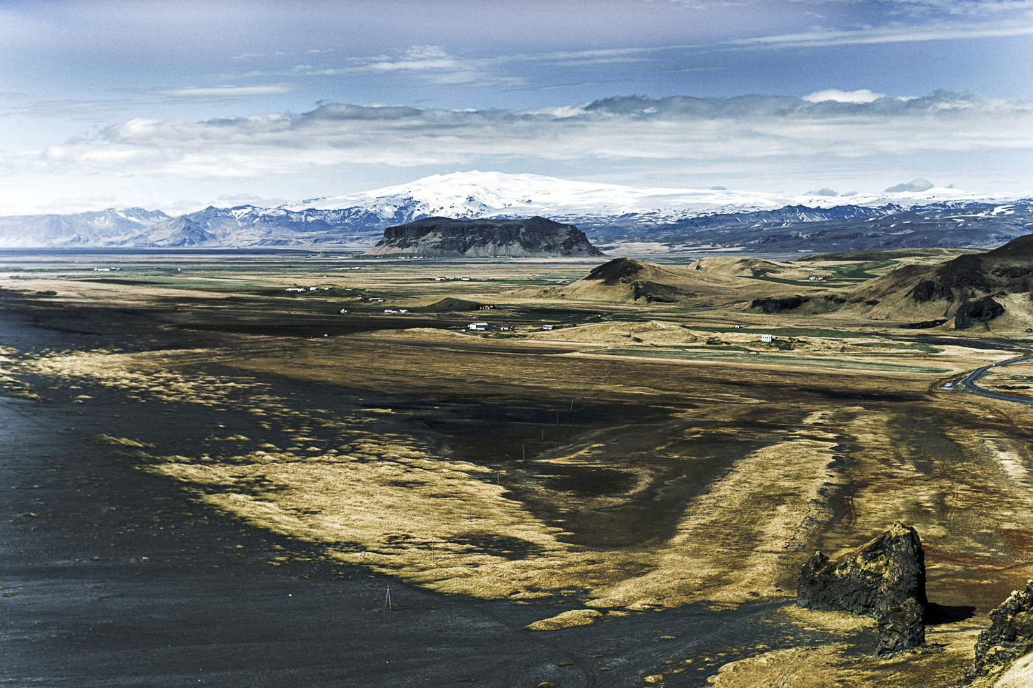 Iceland wedding photographer