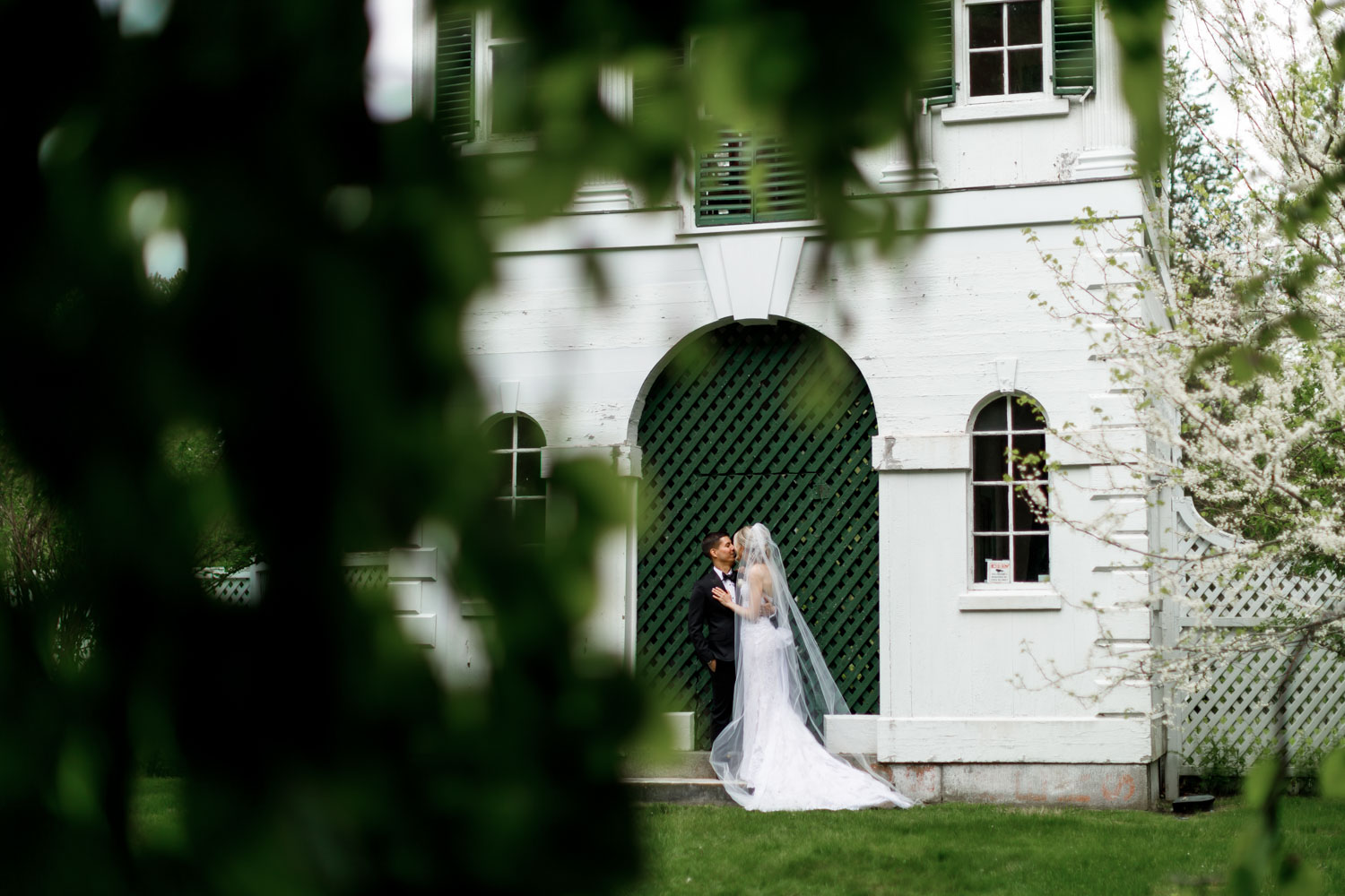 Glen Magna Farms wedding  portraits